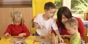 children learning with teacher